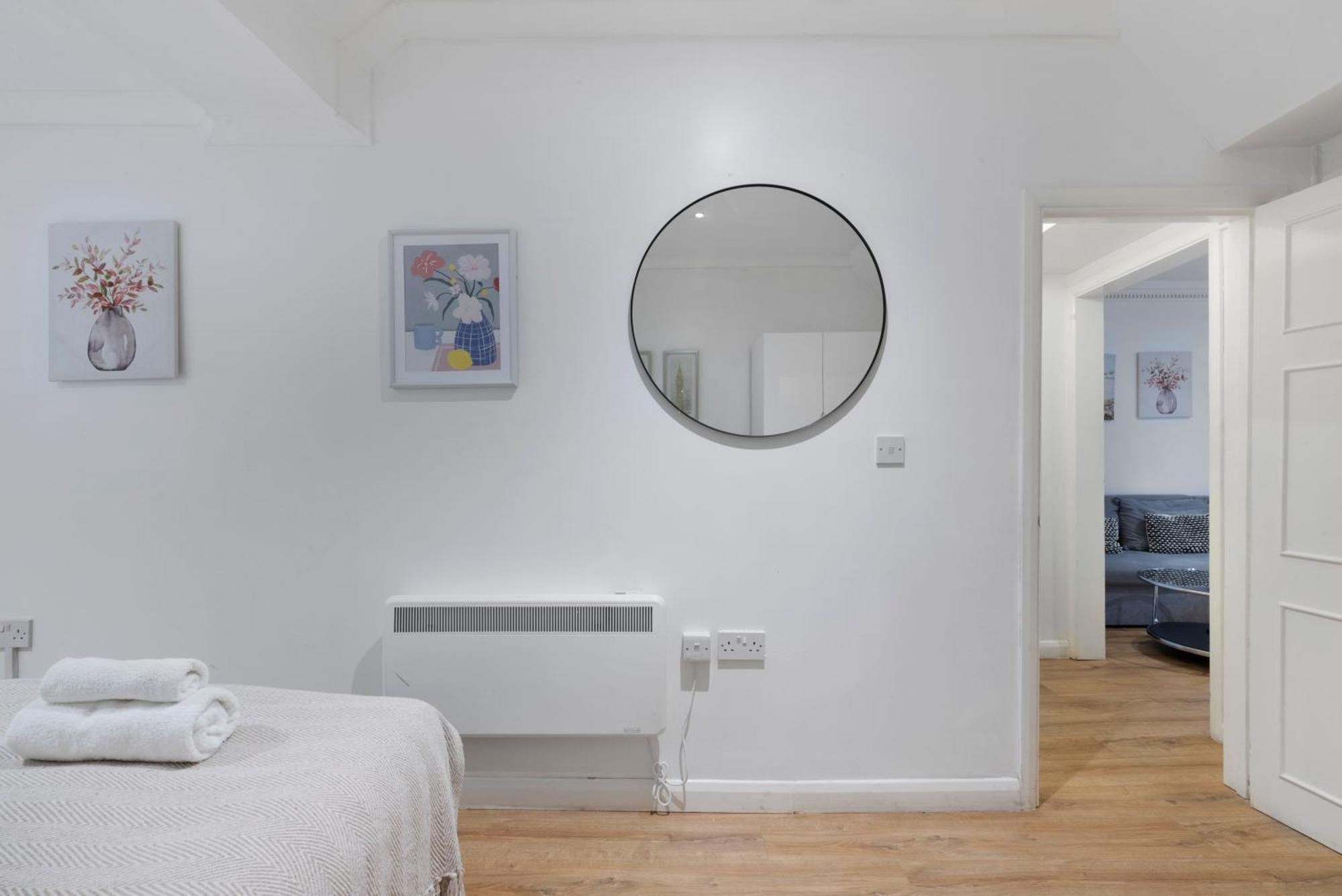 2 Bed Piccadilly Apartment 4 London Exterior photo